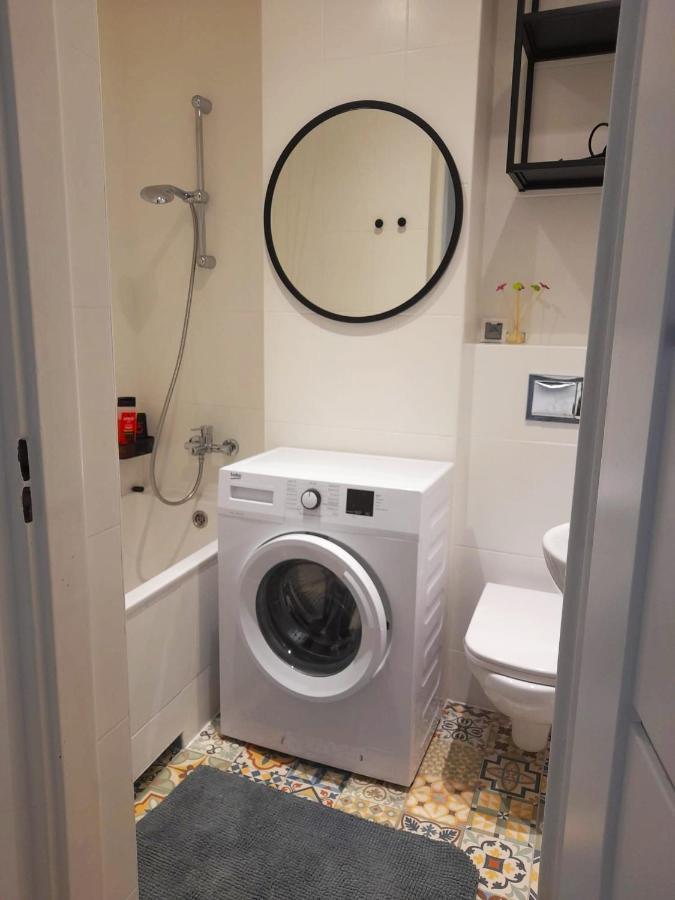H&S Apartament Warszawa Wola Free Parking Free Wi-Fi Zewnętrze zdjęcie